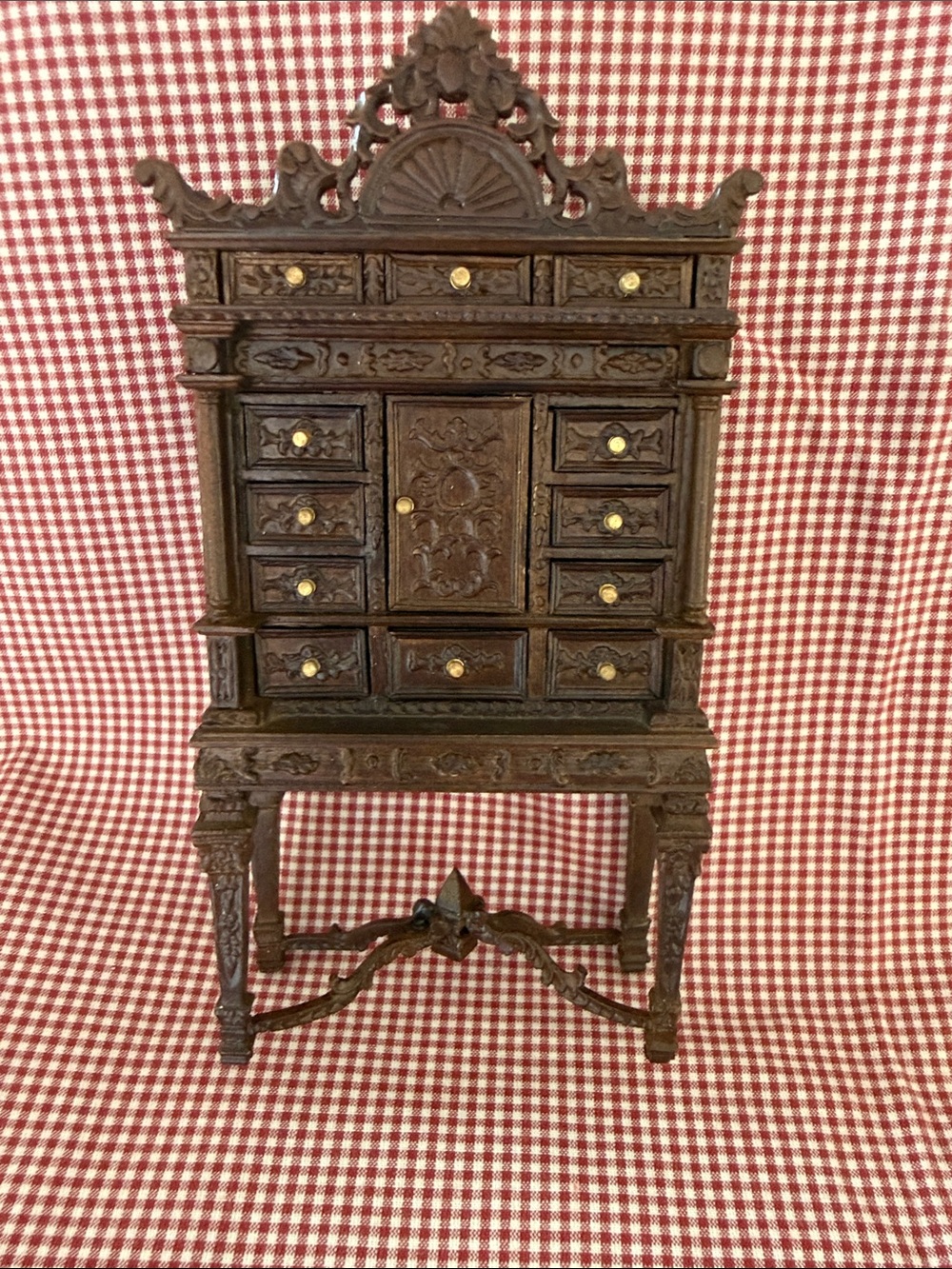 Bespaq Elegant Tall Apothecary Cabinet, high boy, collectors chest